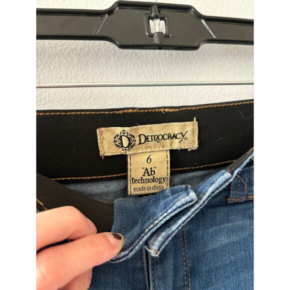Democracy Jeans Ab Technology Women's 6 Medium Wash Denim Distressed Skinny - Picture 5 of 8